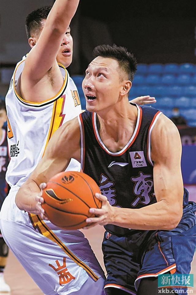 世俱杯冠军-关于河南男篮惨败收场，连败吞苦果的信息