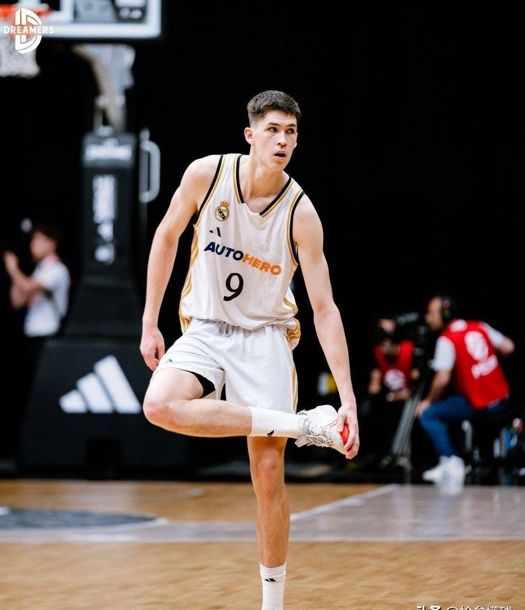 世俱杯改制-火箭队主力受伤情况不容乐观,球队备战受阻