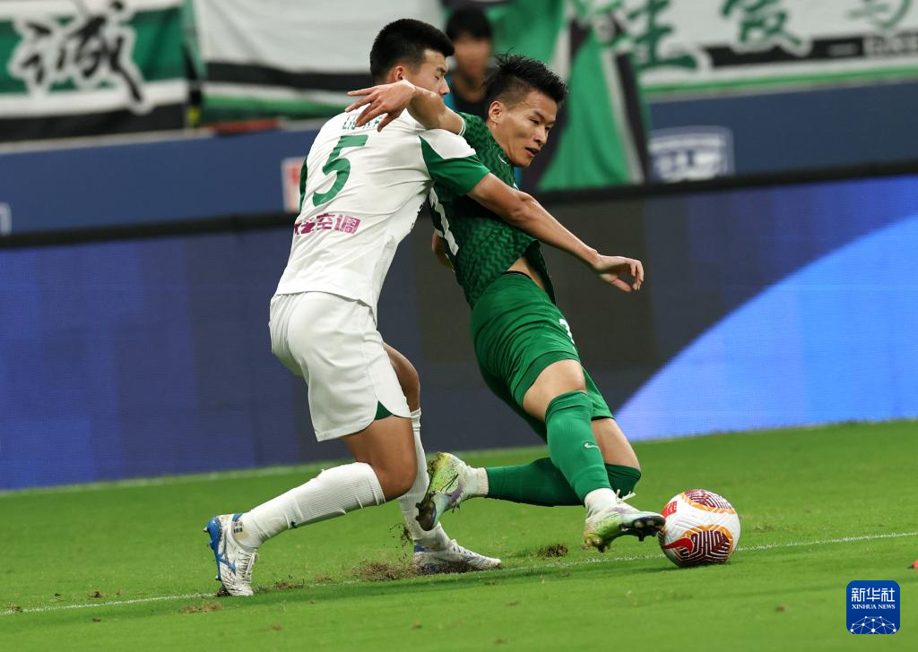 万众瞩目：北京国安队在比赛中突飞猛进的简单介绍