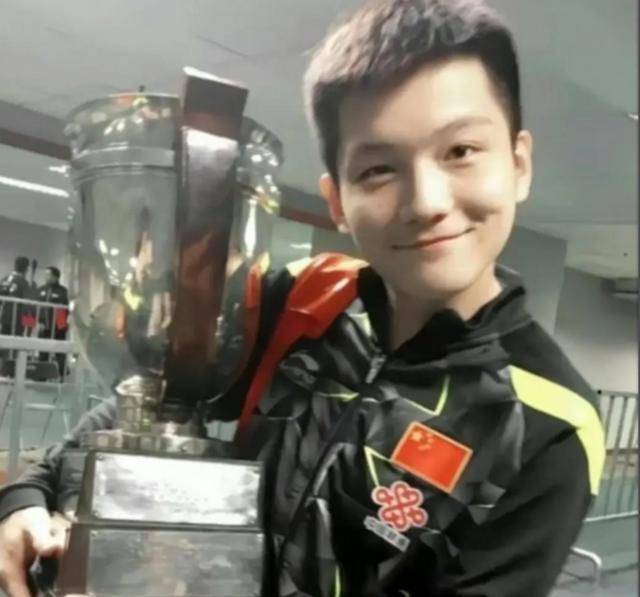 奥地利队险胜波兰队,樊振东带队取胜 奥地利队险胜波兰队,樊振东带队取胜