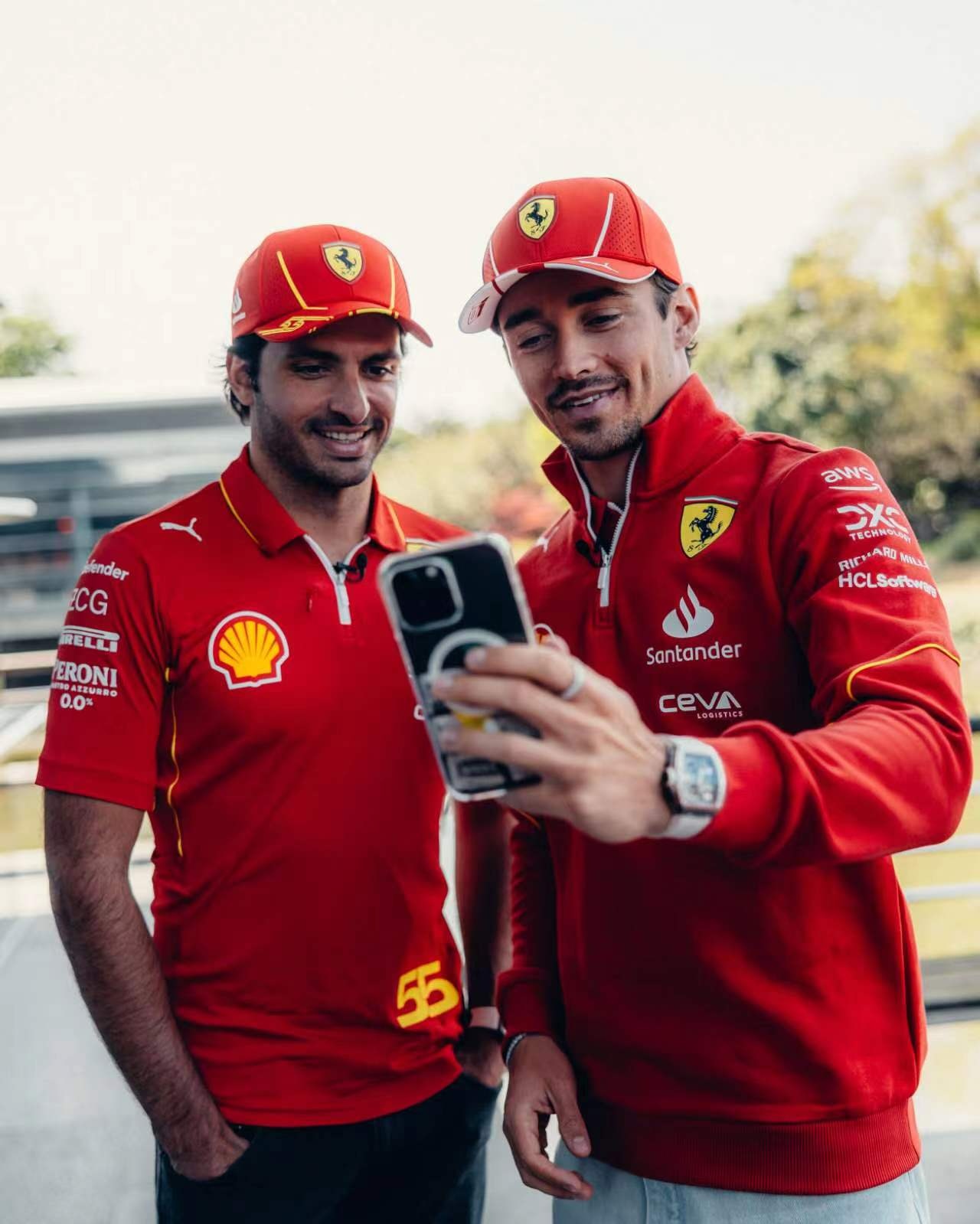 法拉利逆转哈斯车队,塞恩斯统治全场的简单介绍 法拉利逆转哈斯车队,塞恩斯统治全场的简单介绍