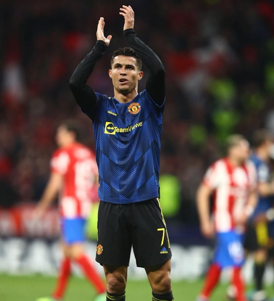 关于奥地利完胜曼联，苏亚雷斯高光表现的信息