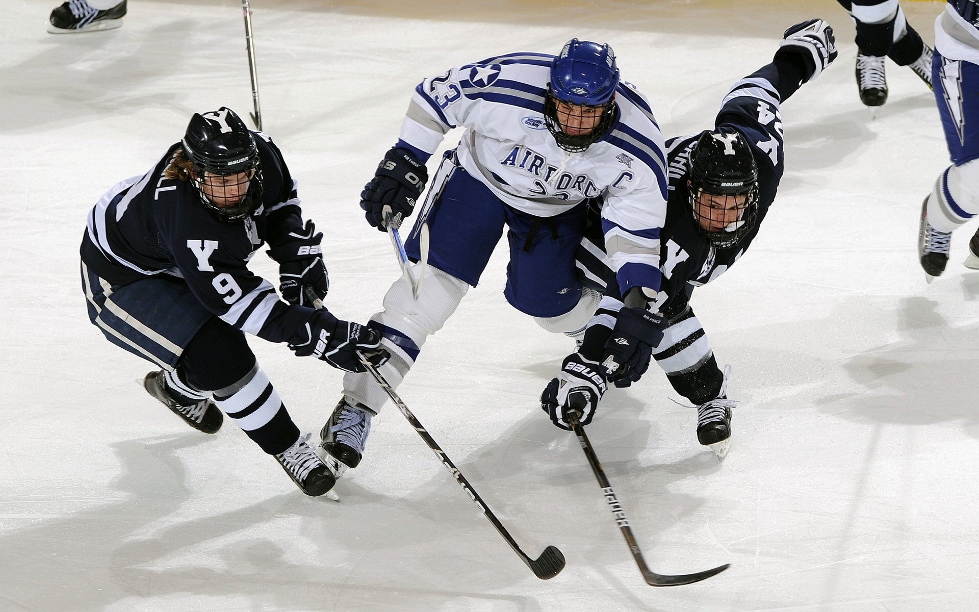 世俱杯改制-我们击败了温布尔登—当联合杯的团队嘶吼,撞碎网球百年孤傲